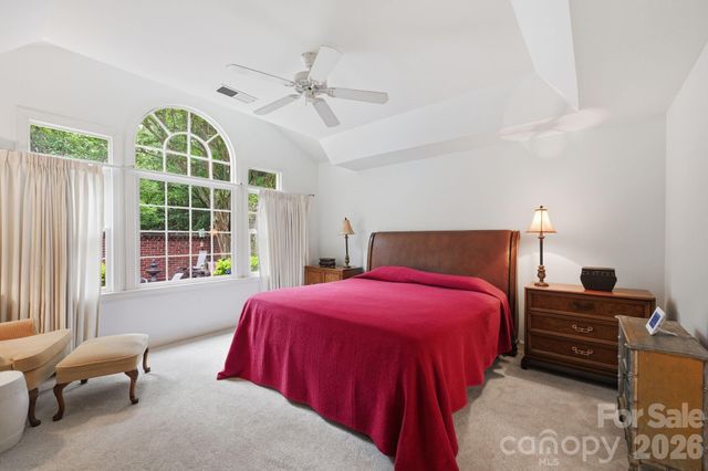 7014 Walton Heath Lane, Charlotte, NC 28277