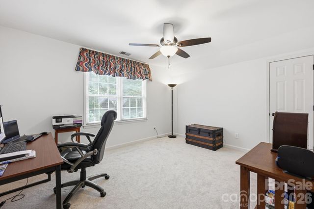 7014 Walton Heath Lane, Charlotte, NC 28277