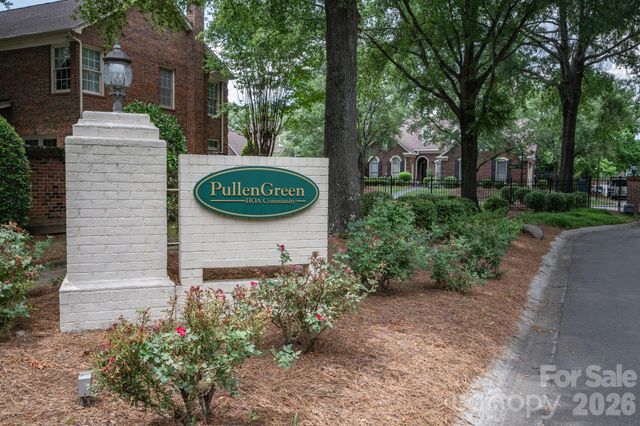 7014 Walton Heath Lane, Charlotte, NC 28277