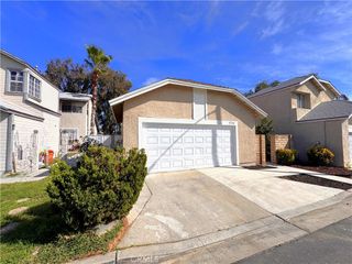 1250 Iron Horse Circle, Colton, CA 92324