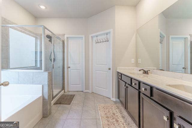 5987 Park Bay Court, Flowery Branch, GA 30542