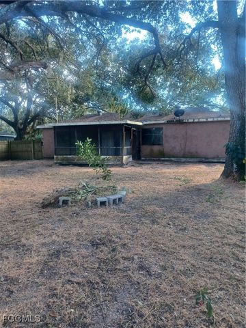 4033 W Palomar CIR, Labelle, FL 33935