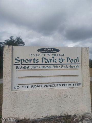 4033 W Palomar CIR, Labelle, FL 33935