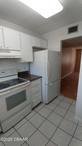 55 Vining Ct Apt 204, Ormond Beach, FL 32176