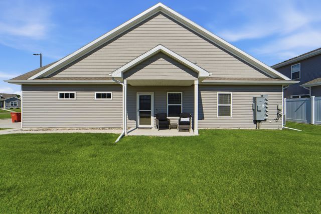 2804 NW 32nd Lane, Ankeny, IA 50023
