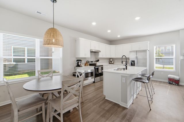 2804 NW 32nd Lane, Ankeny, IA 50023