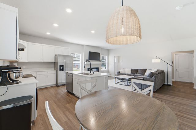 2804 NW 32nd Lane, Ankeny, IA 50023
