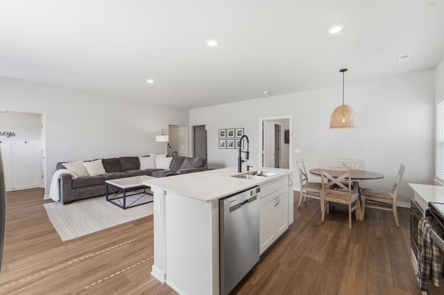 2804 NW 32nd Lane, Ankeny, IA 50023