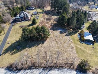 4990 Lakewood Rd, Hampton, PA 15044