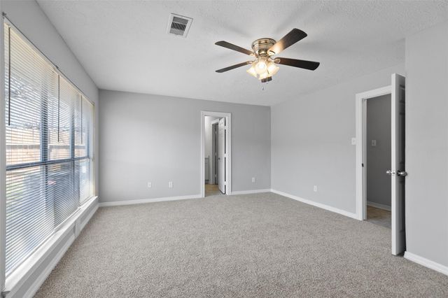 11431 Bethnal Green Drive, Houston, TX 77066
