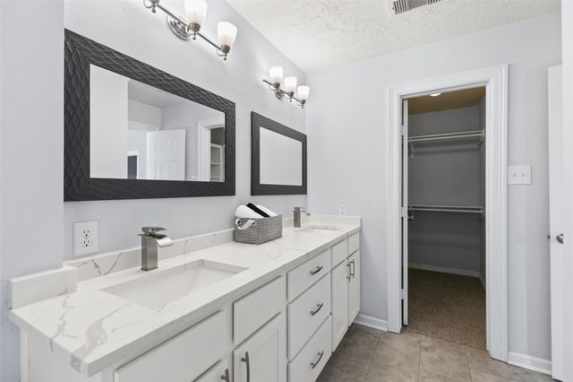 11431 Bethnal Green Drive, Houston, TX 77066