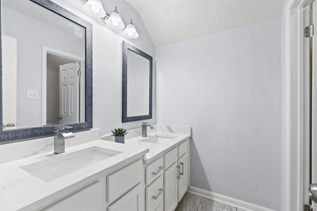 11431 Bethnal Green Drive, Houston, TX 77066