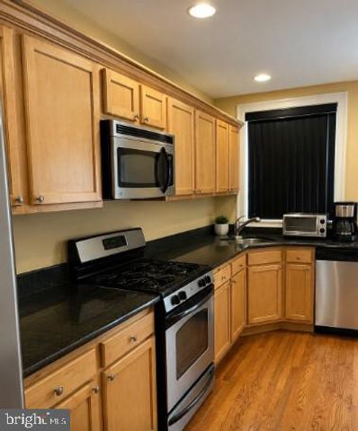 508 N BUDD ST, Philadelphia, PA 19104
