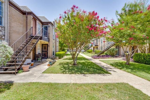 4102 Ridglea Country Club Drive 1503, Fort Worth, TX 76126