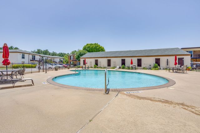 4102 Ridglea Country Club Drive 1503, Fort Worth, TX 76126