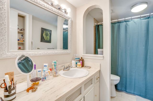 4102 Ridglea Country Club Drive 1503, Fort Worth, TX 76126