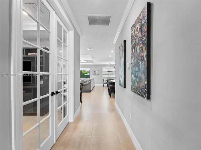 4460 Waterside Dr, Oakland Park, FL 33309