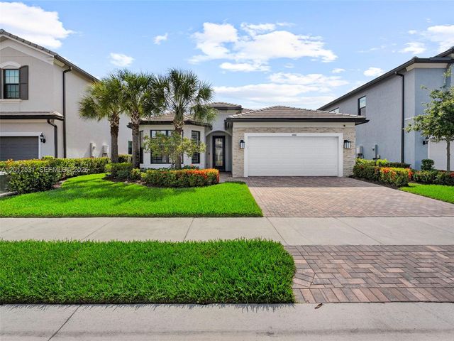 4460 Waterside Dr, Oakland Park, FL 33309