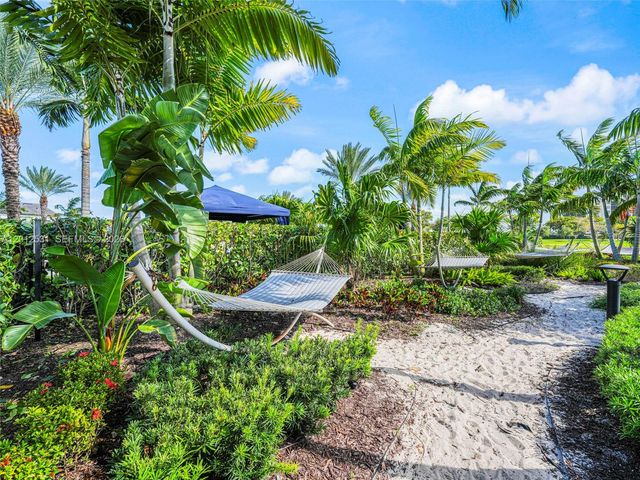 4460 Waterside Dr, Oakland Park, FL 33309