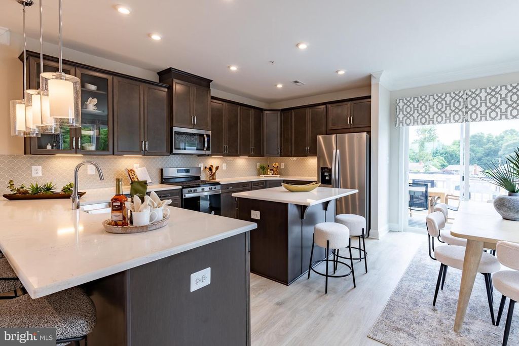 8291 LONGFORD RD, Millersville, MD 21108