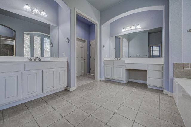 2785 Lake Forest DR, Round Rock, TX 78665