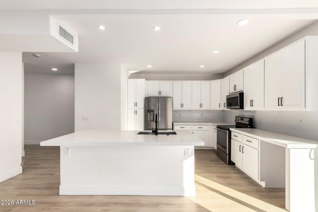 3034 N 39TH Street 12, Phoenix, AZ 85018