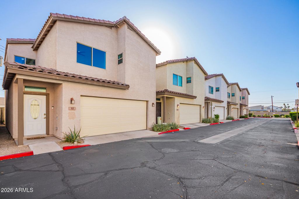 3034 N 39TH Street 12, Phoenix, AZ 85018