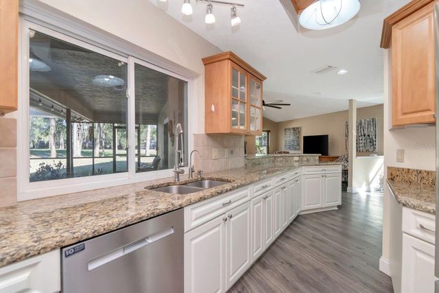 3910 TURKEY OAK DRIVE, Valrico, FL 33596