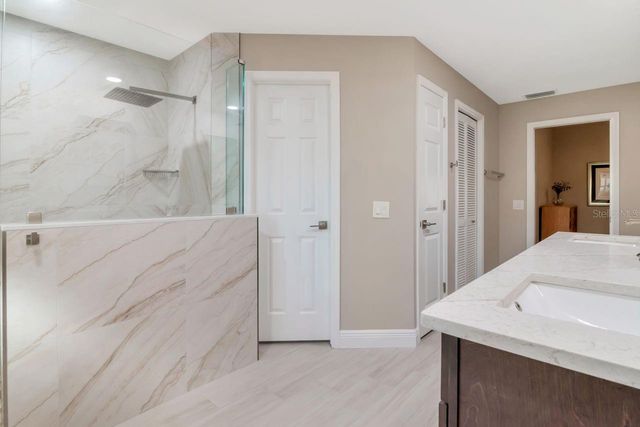 3910 TURKEY OAK DRIVE, Valrico, FL 33596