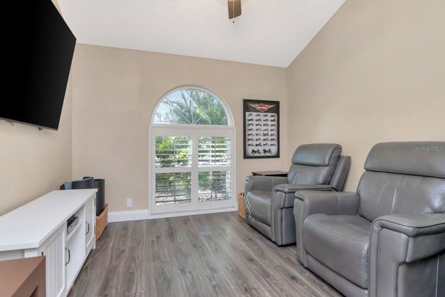 3910 TURKEY OAK DRIVE, Valrico, FL 33596