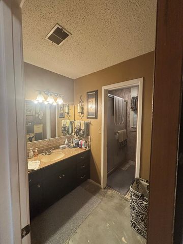 10708 W April, Odessa, TX 79764