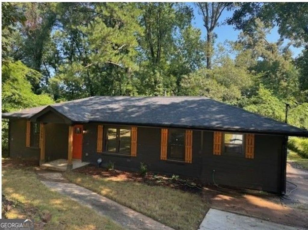 2069 W Woodberry Avenue, Atlanta, GA 30344