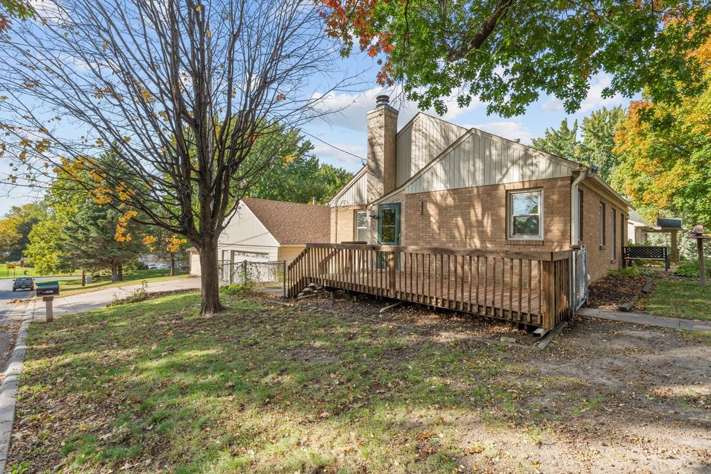 8142 Victoria Drive, Victoria, MN 55386 — photo 5