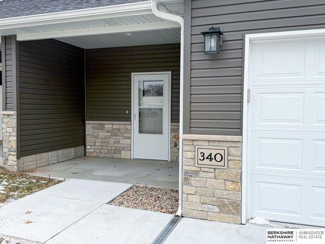340 Addie Lane, Seward, NE 68434