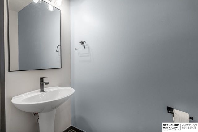 340 Addie Lane, Seward, NE 68434