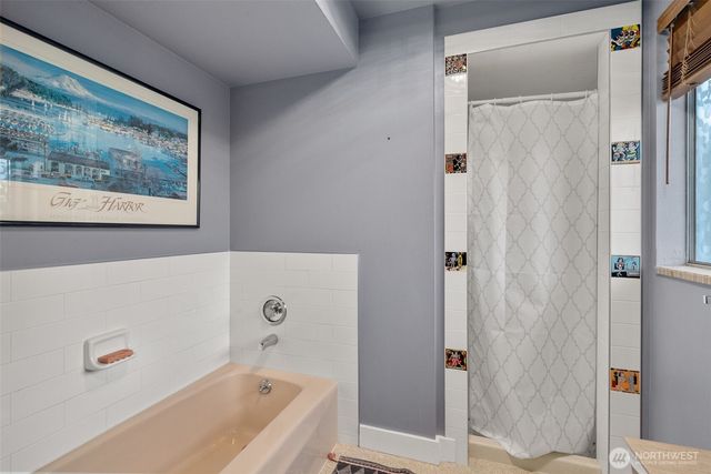 7065 Grandview Place, Gig Harbor, WA 98335