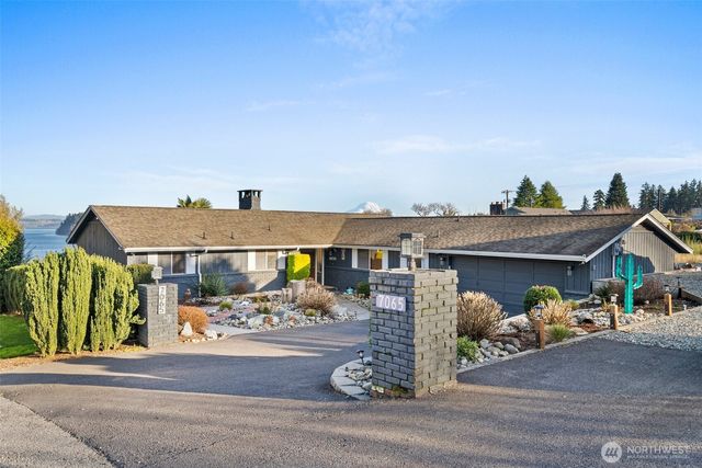7065 Grandview Place, Gig Harbor, WA 98335