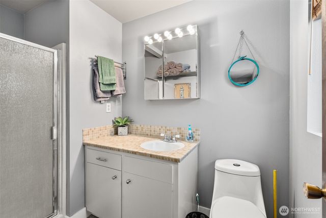 7065 Grandview Place, Gig Harbor, WA 98335
