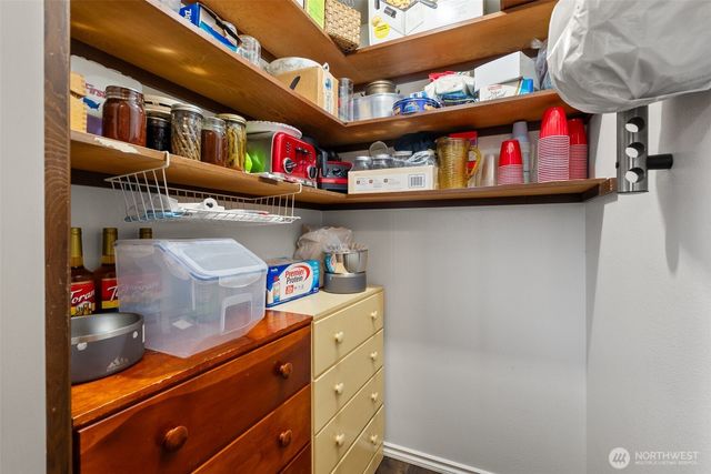 7065 Grandview Place, Gig Harbor, WA 98335
