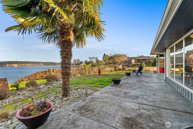7065 Grandview Place, Gig Harbor, WA 98335