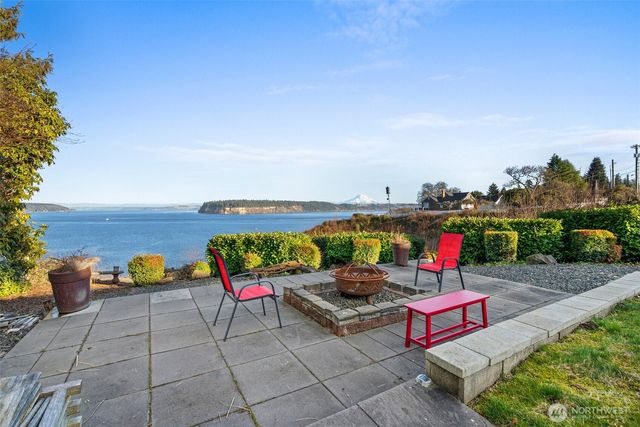 7065 Grandview Place, Gig Harbor, WA 98335