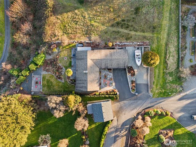 7065 Grandview Place, Gig Harbor, WA 98335