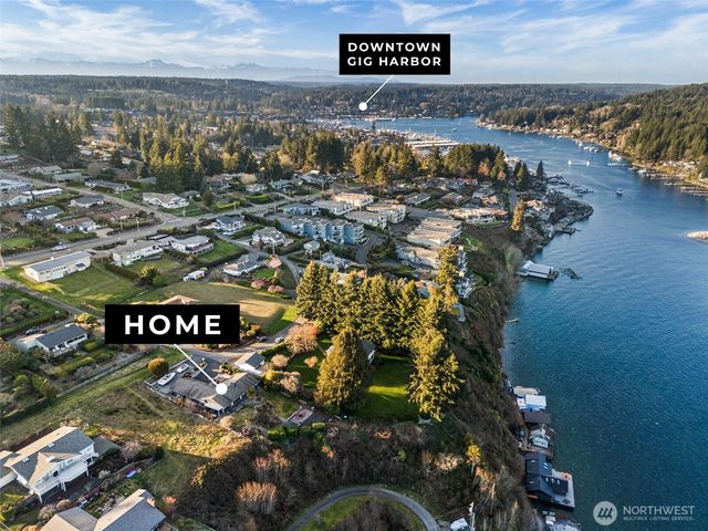 7065 Grandview Place, Gig Harbor, WA 98335