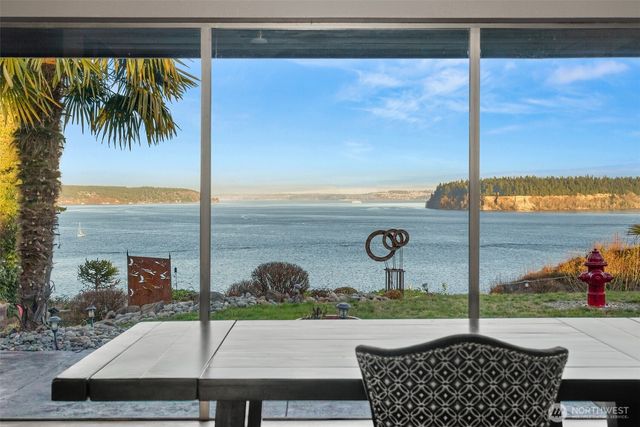 7065 Grandview Place, Gig Harbor, WA 98335