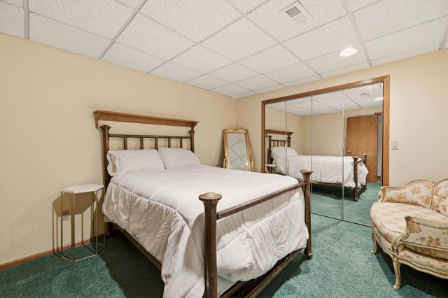 1951 S Cypress, Wichita, KS 67207