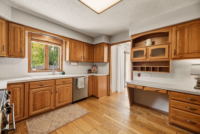 1951 S Cypress, Wichita, KS 67207