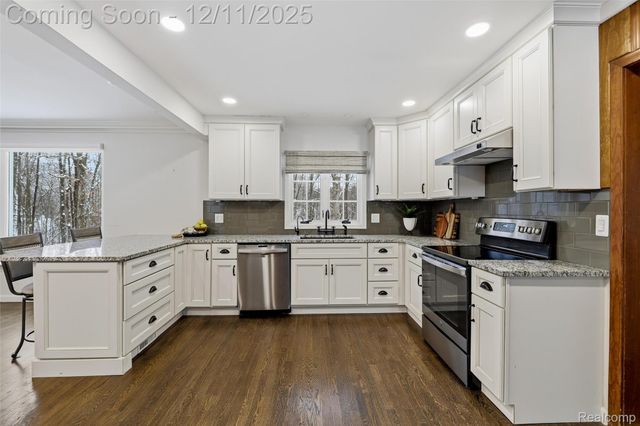 24924 Riverwood Drive, Franklin Village, MI 48025