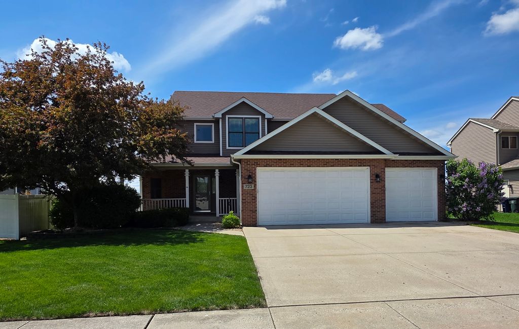 723 Casey Drive, Minooka, IL 60447