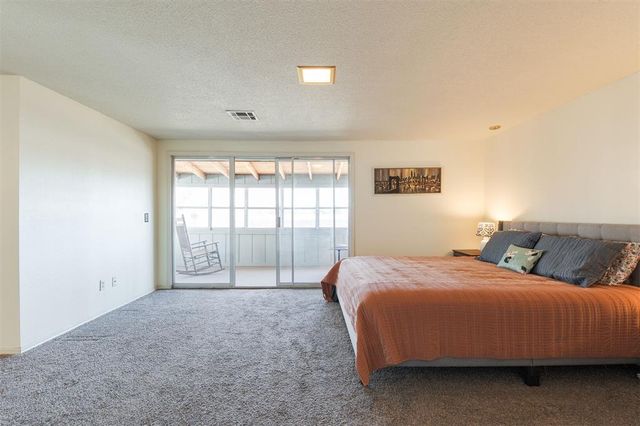 8720 Lakeaire Drive, Oklahoma City, OK 73132