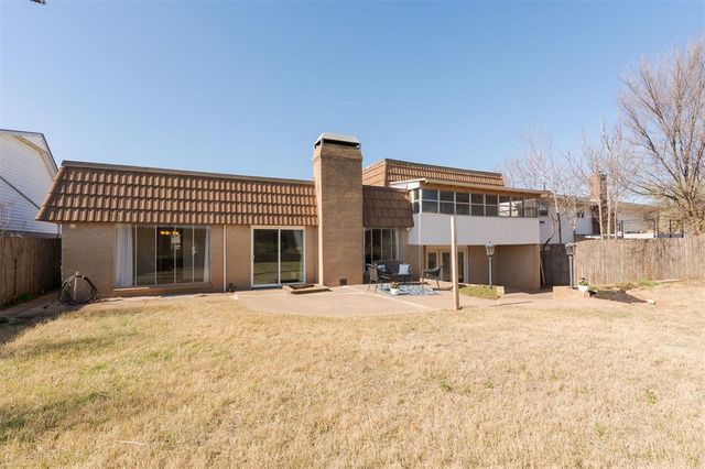 8720 Lakeaire Drive, Oklahoma City, OK 73132